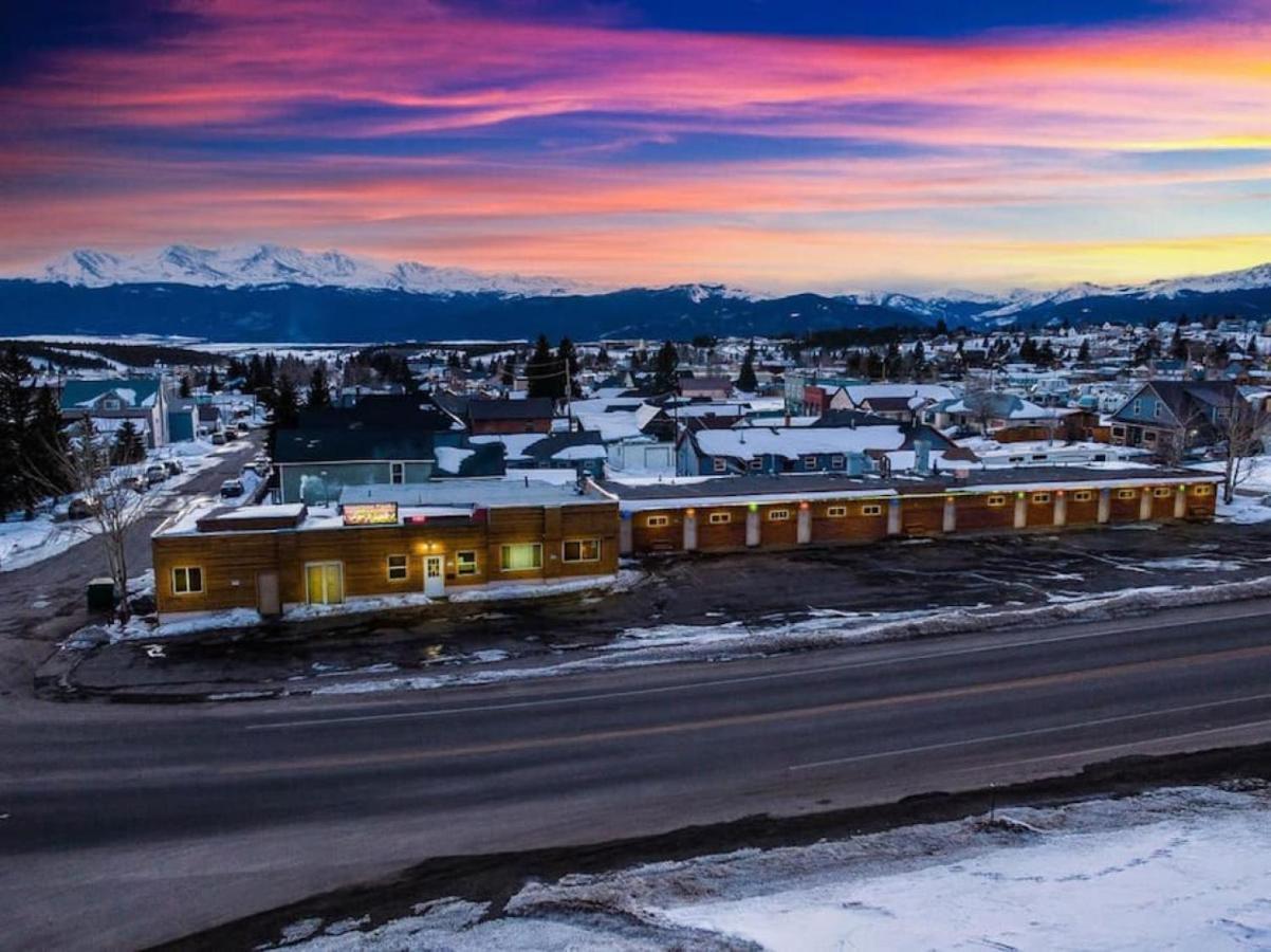 Dog Friendly Private W Hot Tub Leadville-a *