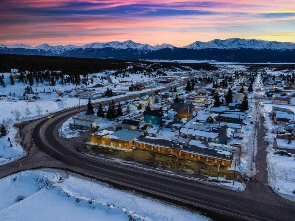 Dog Friendly Private W Hot Tub Leadville-a *