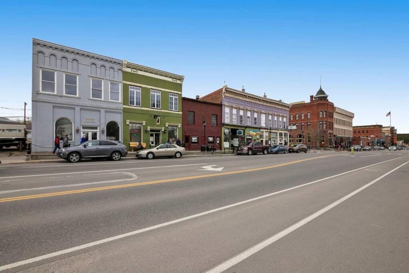 Dog Friendly Private W Hot Tub Leadville-a